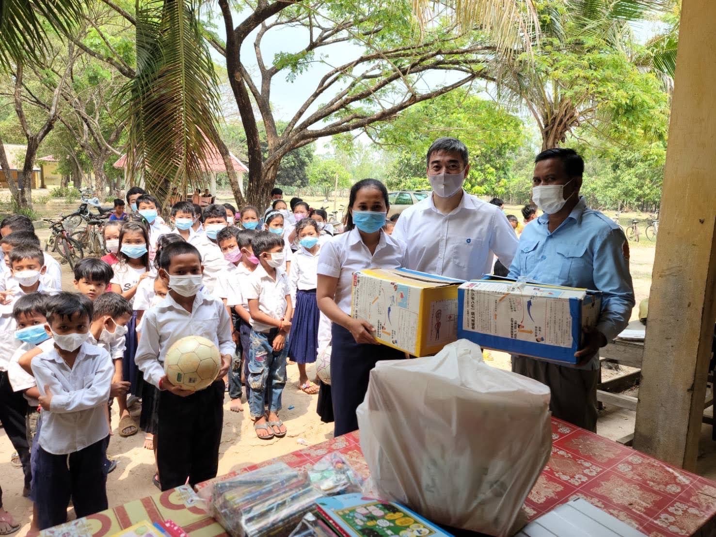 文房具等のカンボジアへの寄付